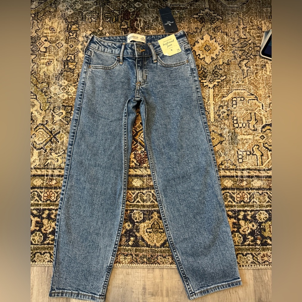 Abercrombie kids boyfriend jeans